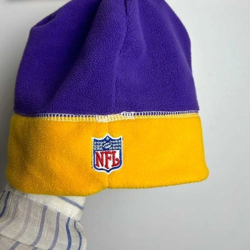 NFL VIKIGS NFL Beanie Hat Cozy winter one size purple yellow‎